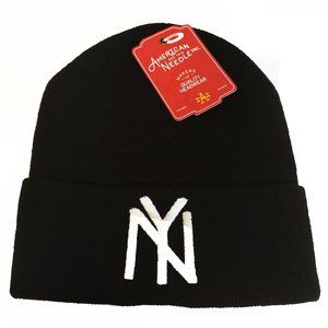 NEW YORK BLACK YANKEES BEANIE HAT